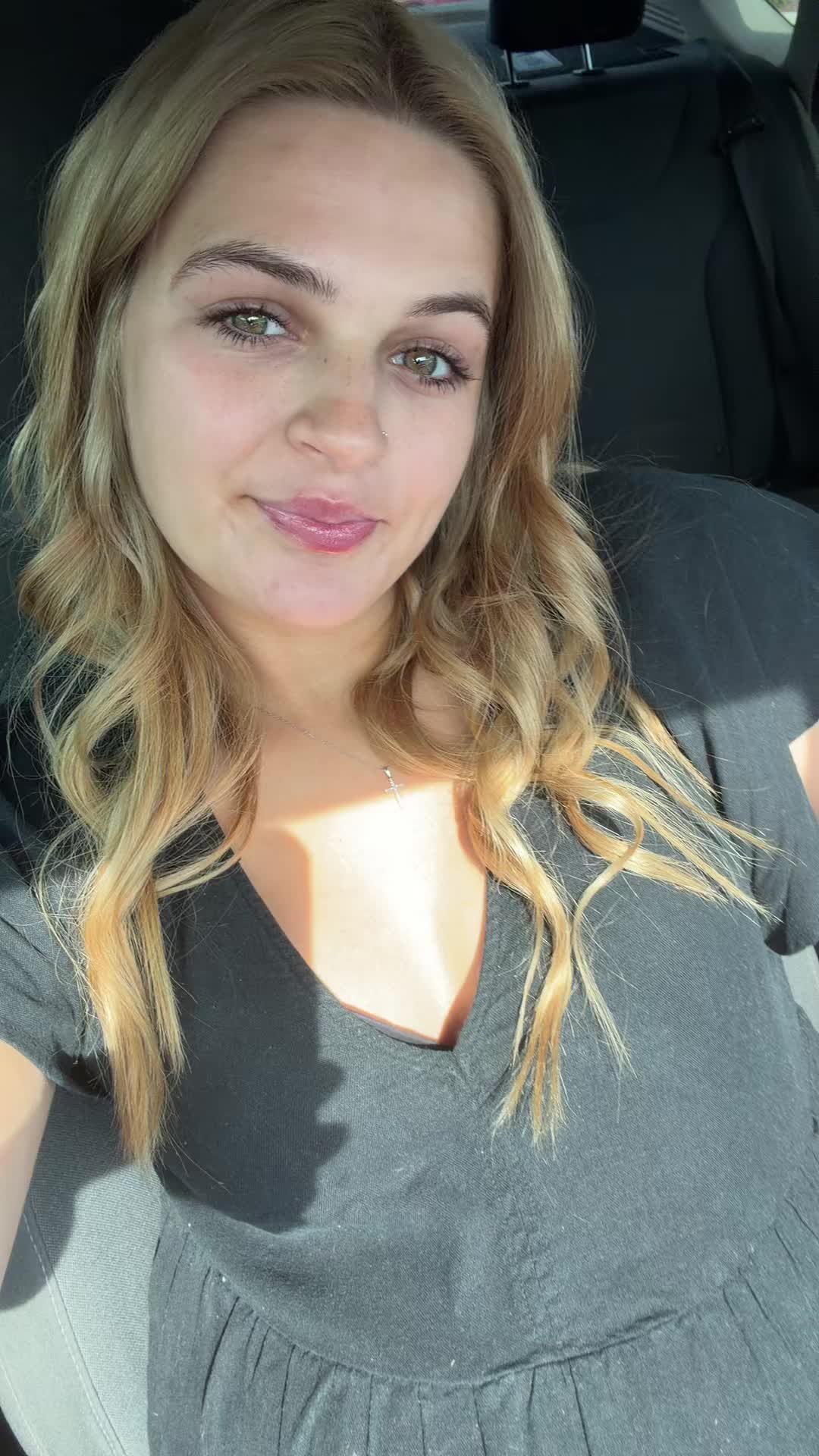 @avarosemarie1012