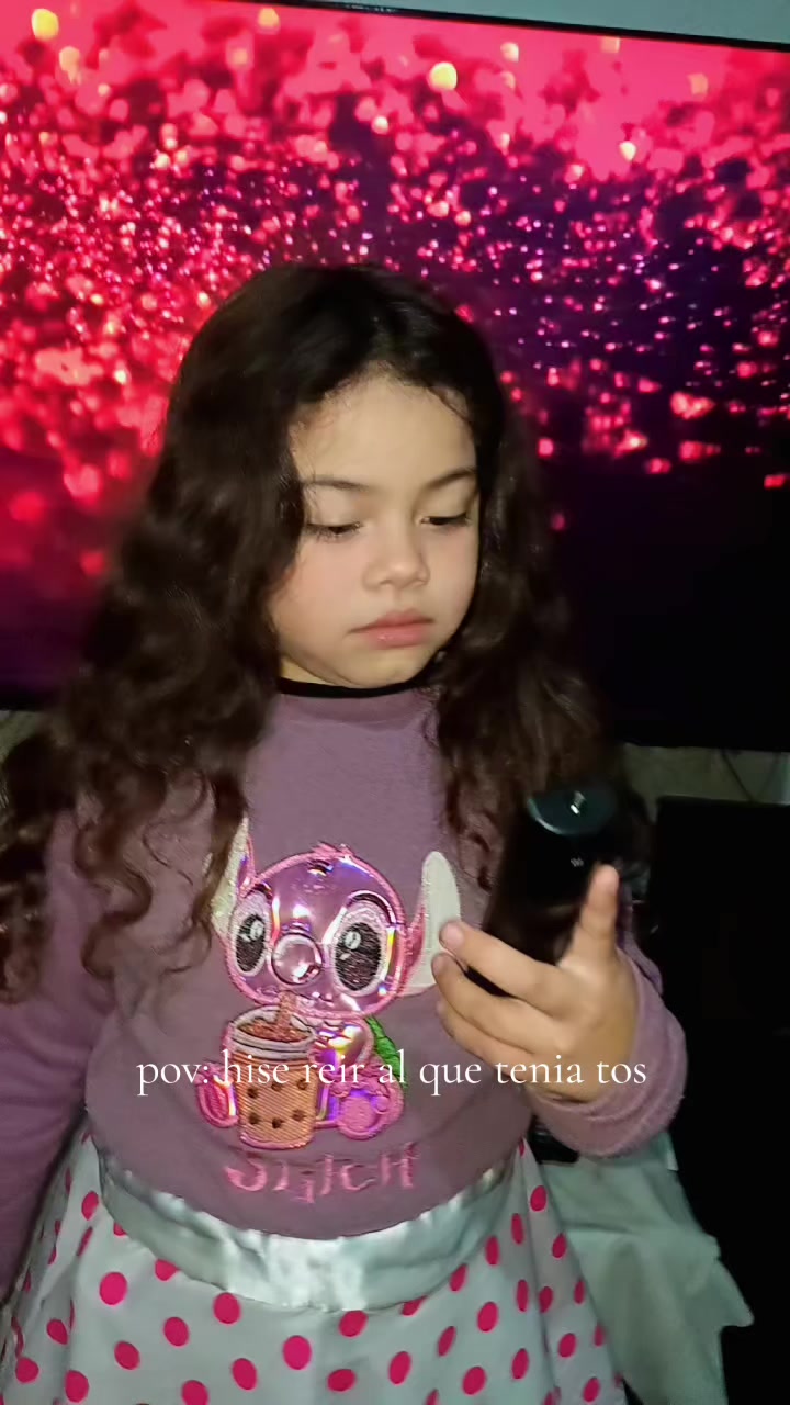 @AshleyMaylen.