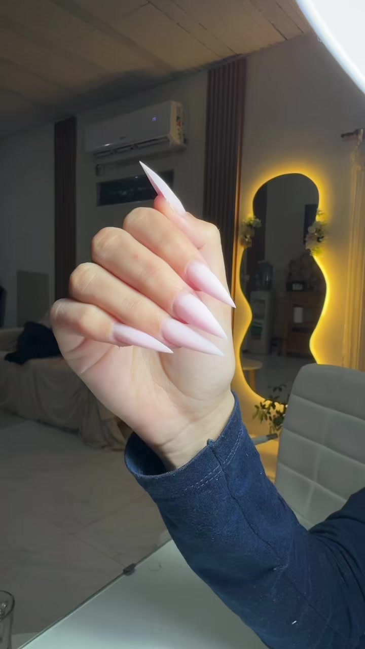 @𝓜𝓪𝓲
