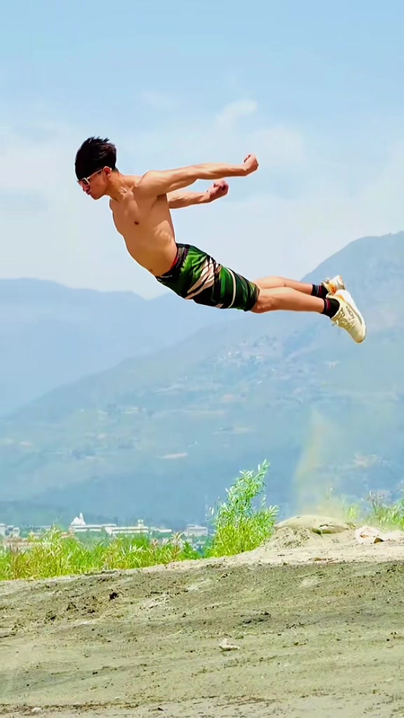 @Commando Is Back