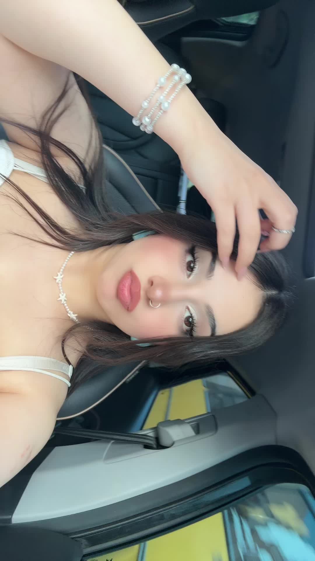 @armitaque