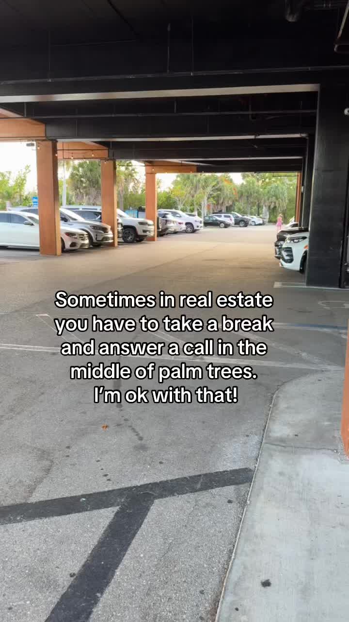 @Lindsey Weiland | Realtor
