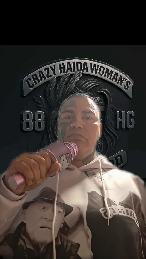 @Crazy Haida Woman's