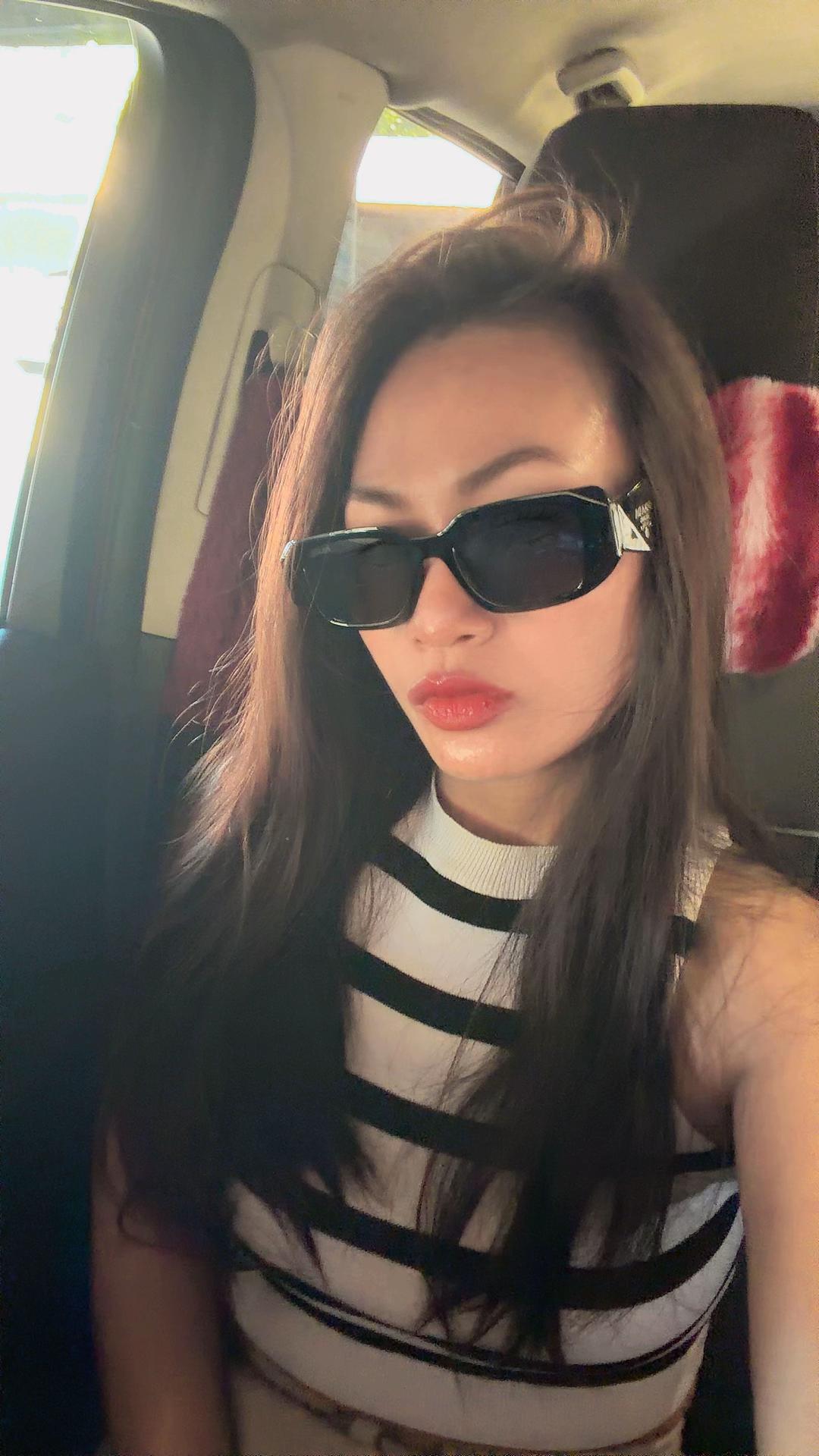 @Nika Yuni 🌹