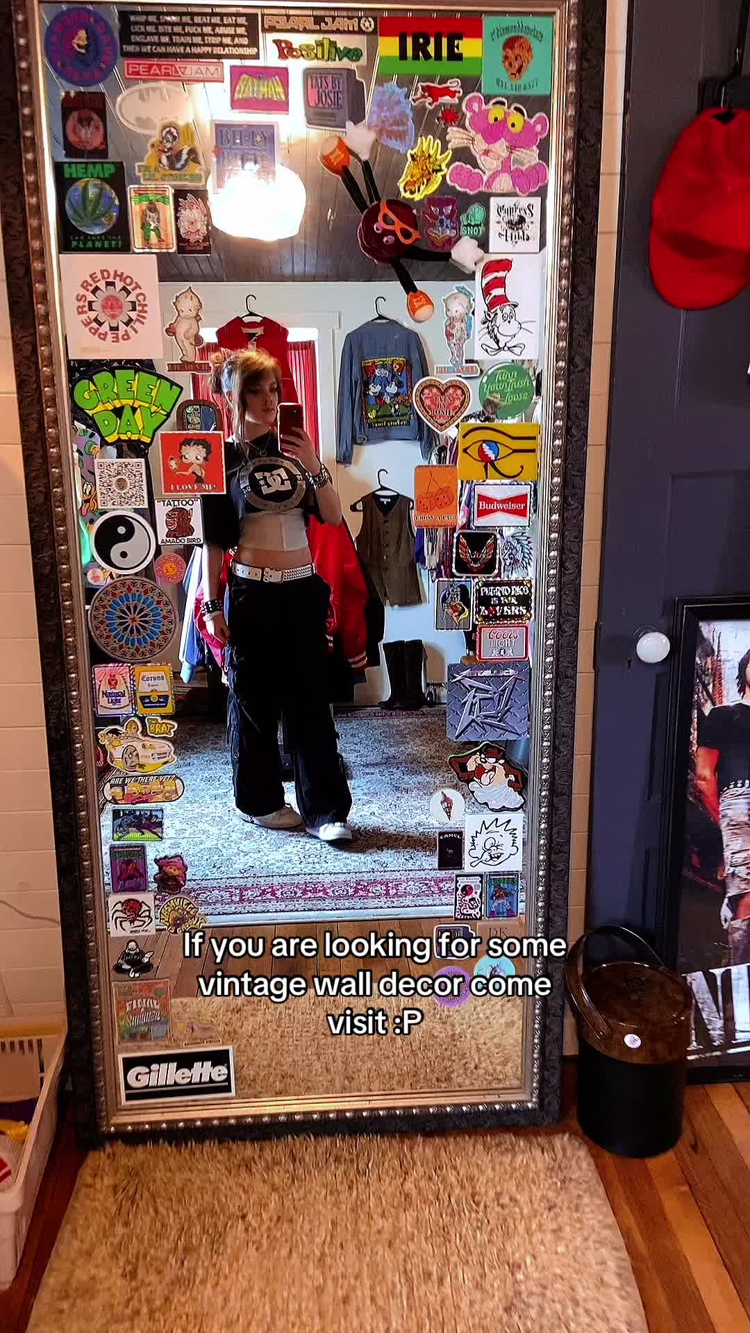 @UniversityVintage