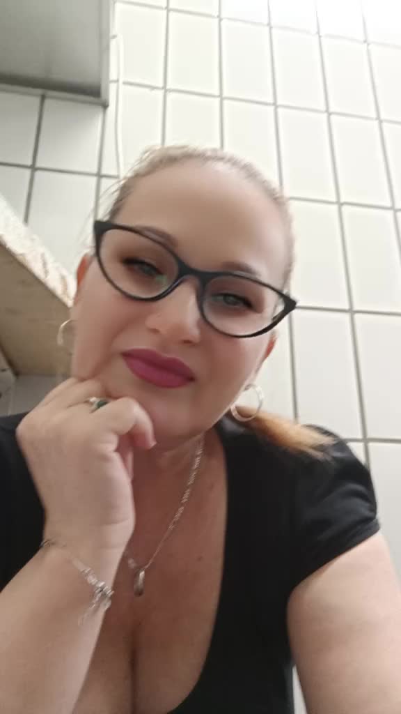 @Mirella
