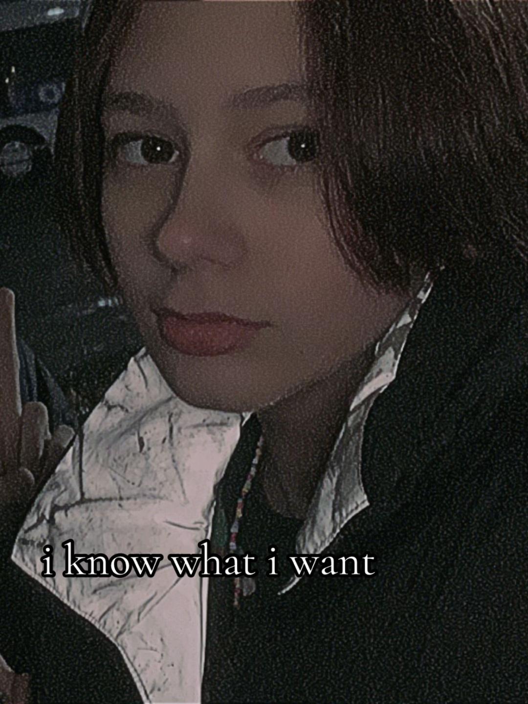 @⊝