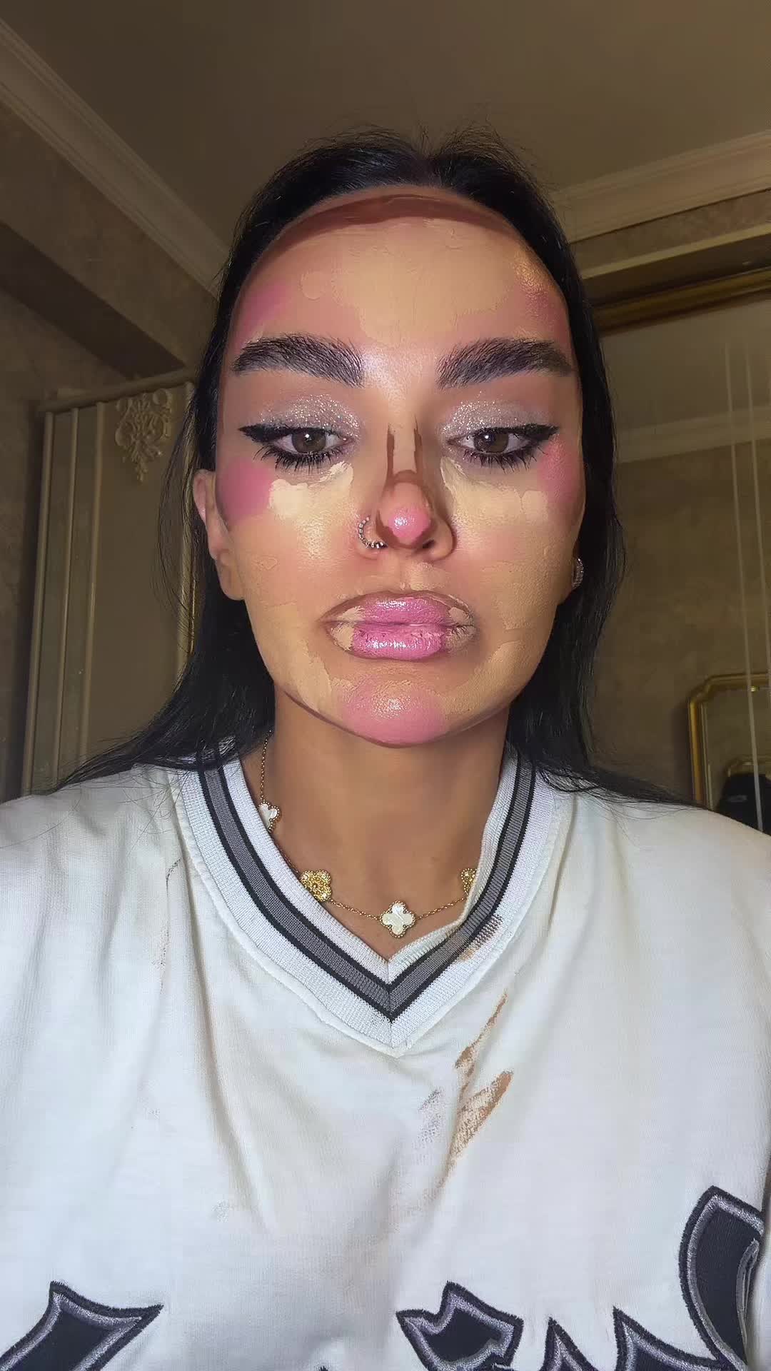 @theaynura