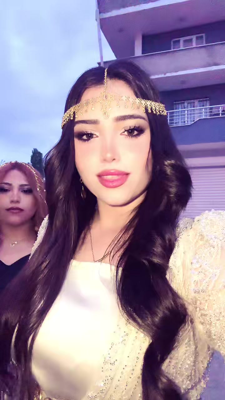 @Leyla.5635