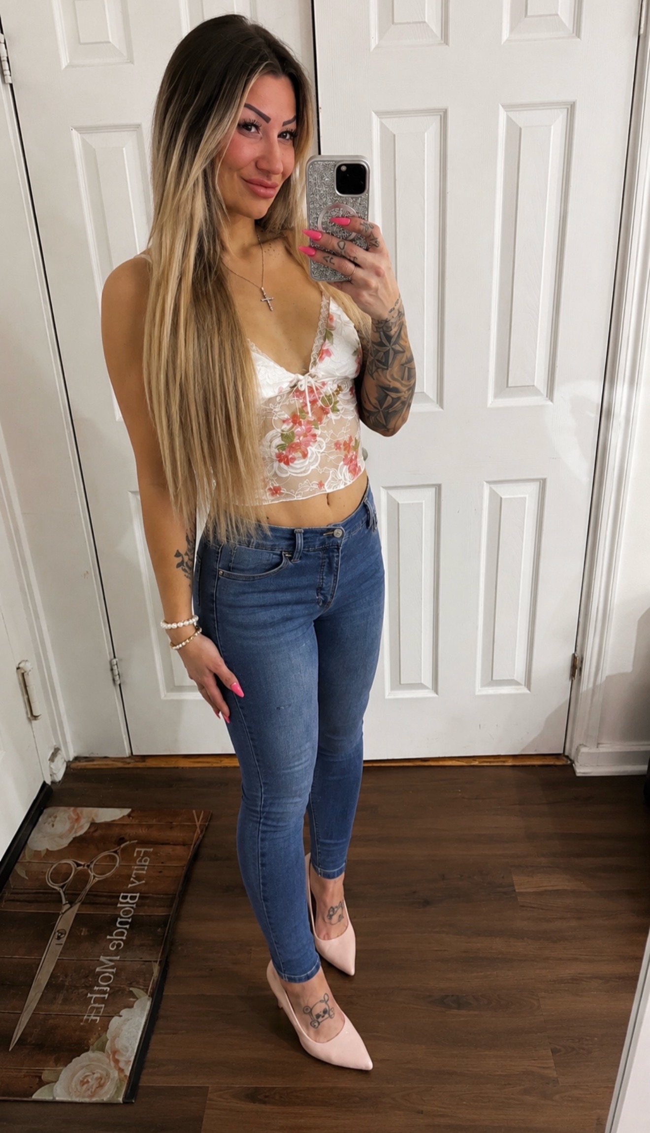 @Lin-Dita  B