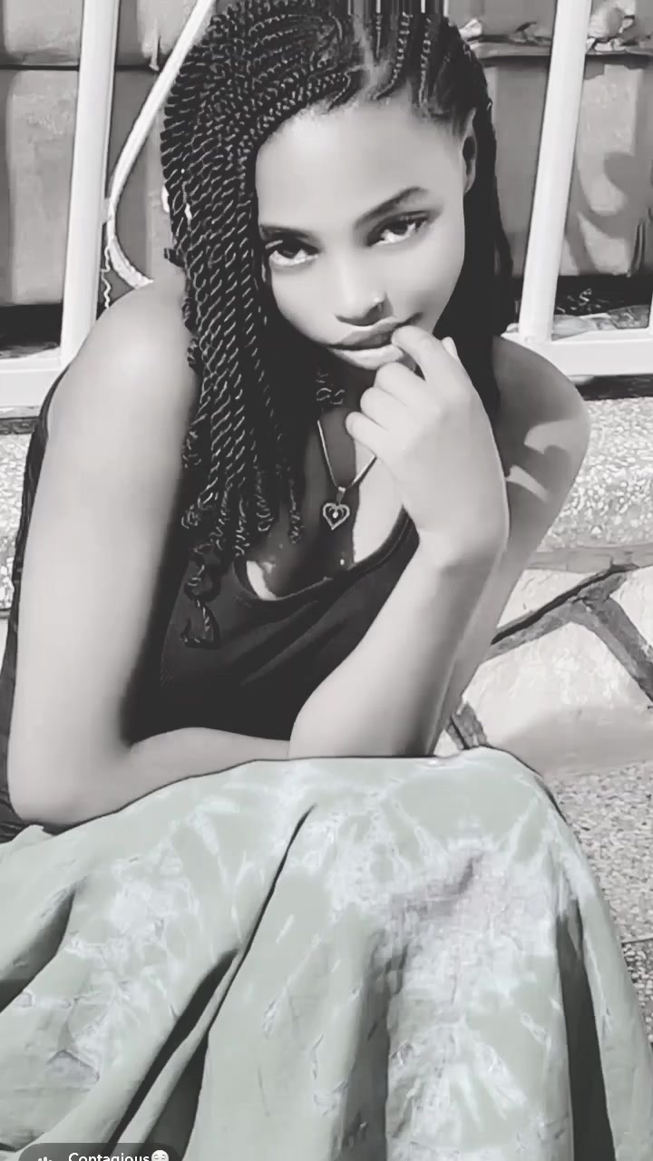 @🌬️~she&rsquo;s~🌬️jst~🌬️r~grl🧚&zwj;♀️