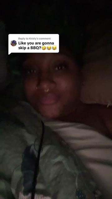 @👸🏽🪻