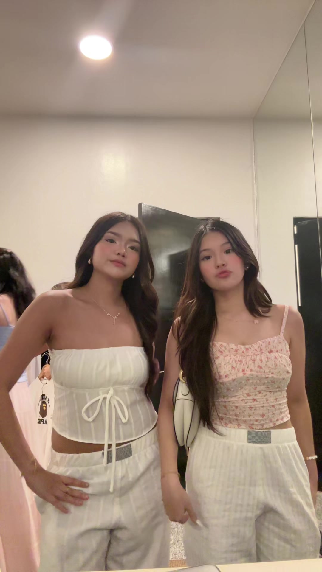 @monicaaadc