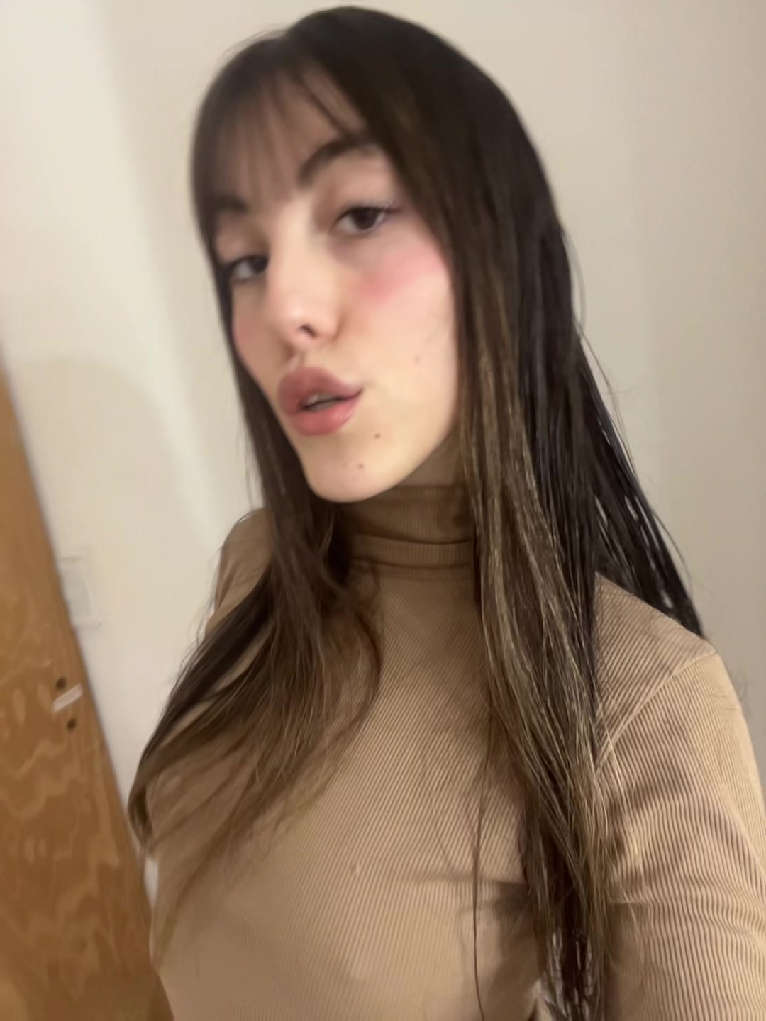 @𝓣𝓪𝓽𝓲.𝓬𝓻𝔂💋