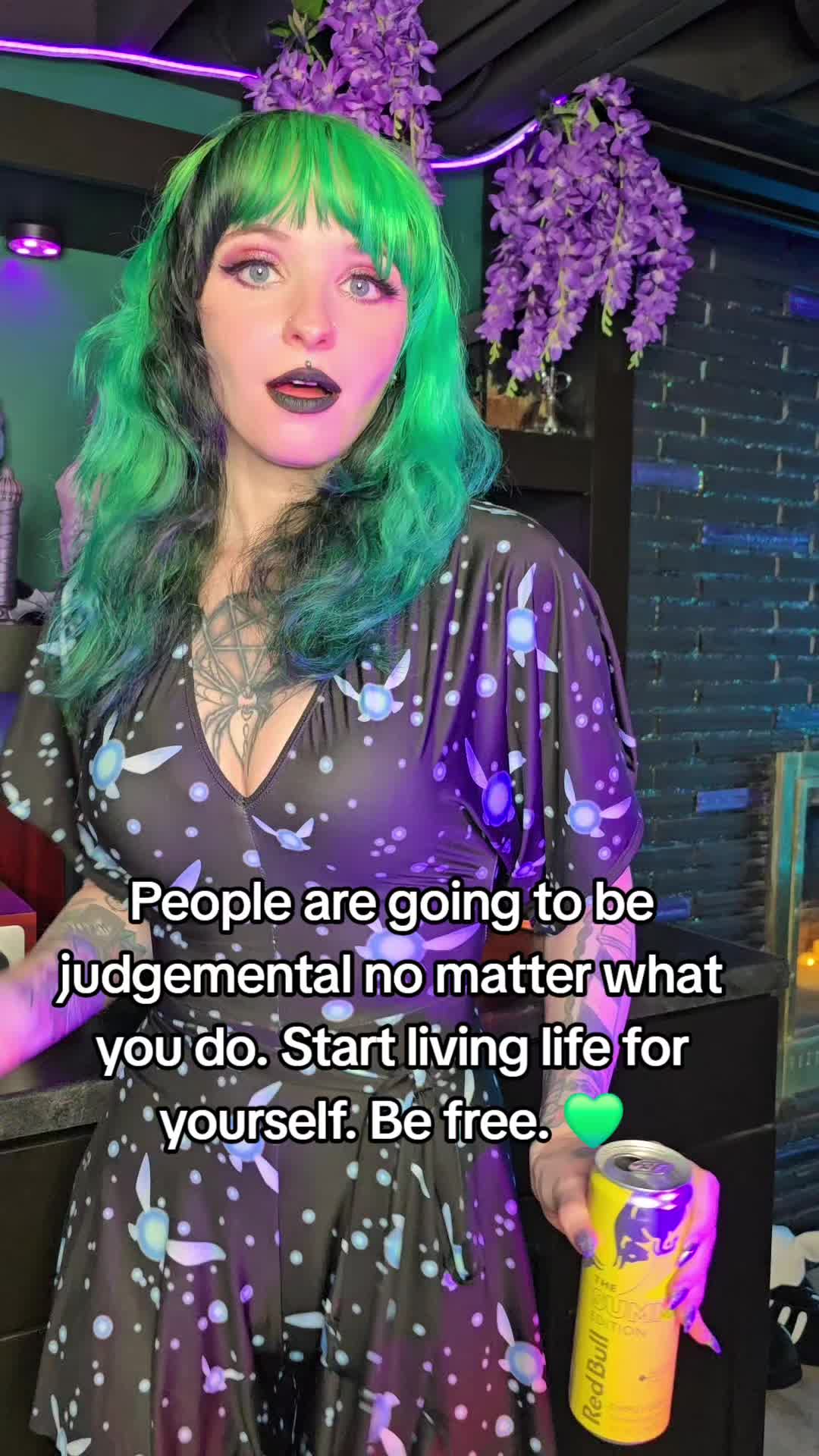 @Estella 🖤