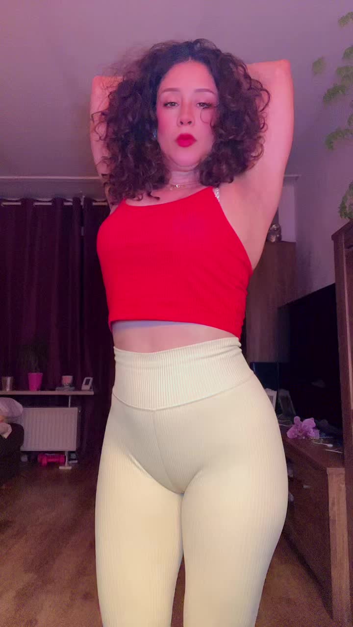 @Isabelita