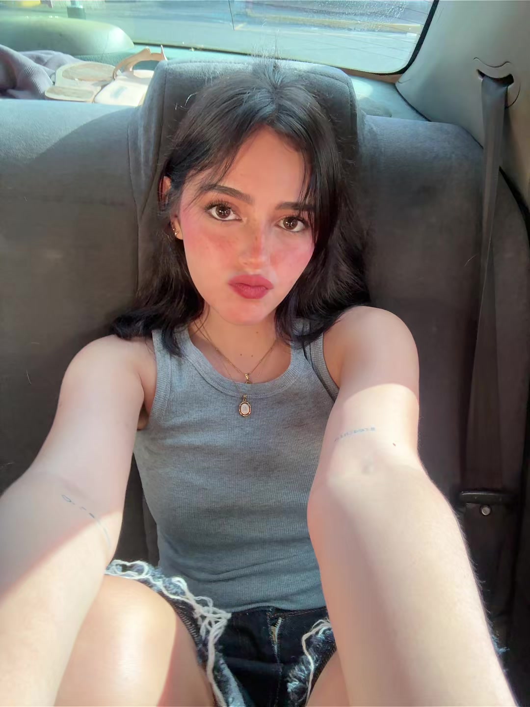 @nai 𖦹