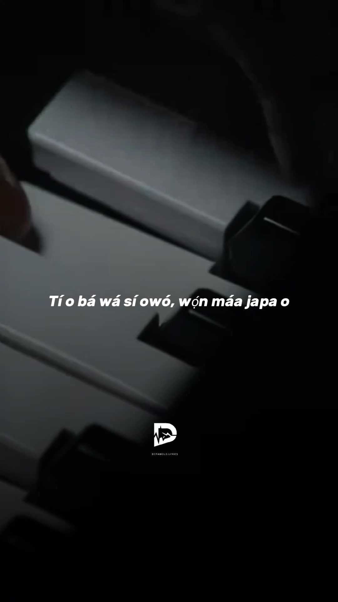 @𝗗𝗖 𝗙𝗔𝗠𝗢𝗨𝗦 𝗟𝗬𝗥𝗜𝗖𝗦