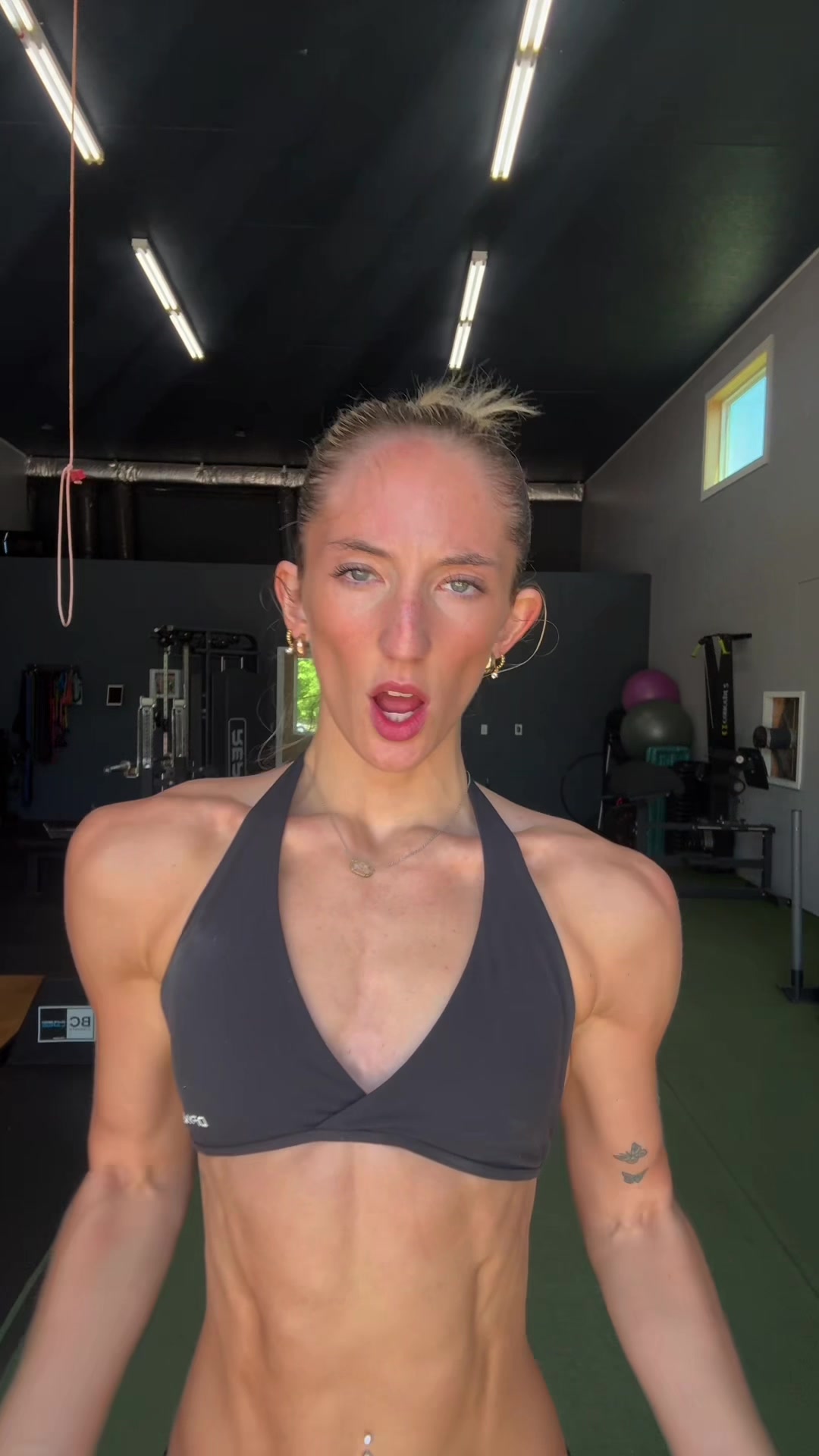 @AVERY HANSELMAN&bull;FITNESS COACH