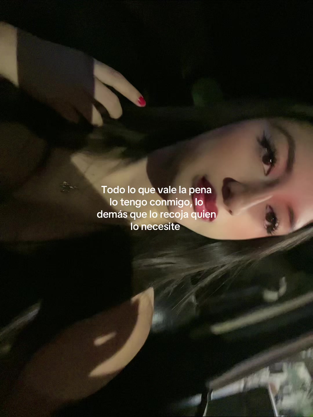 @isabella