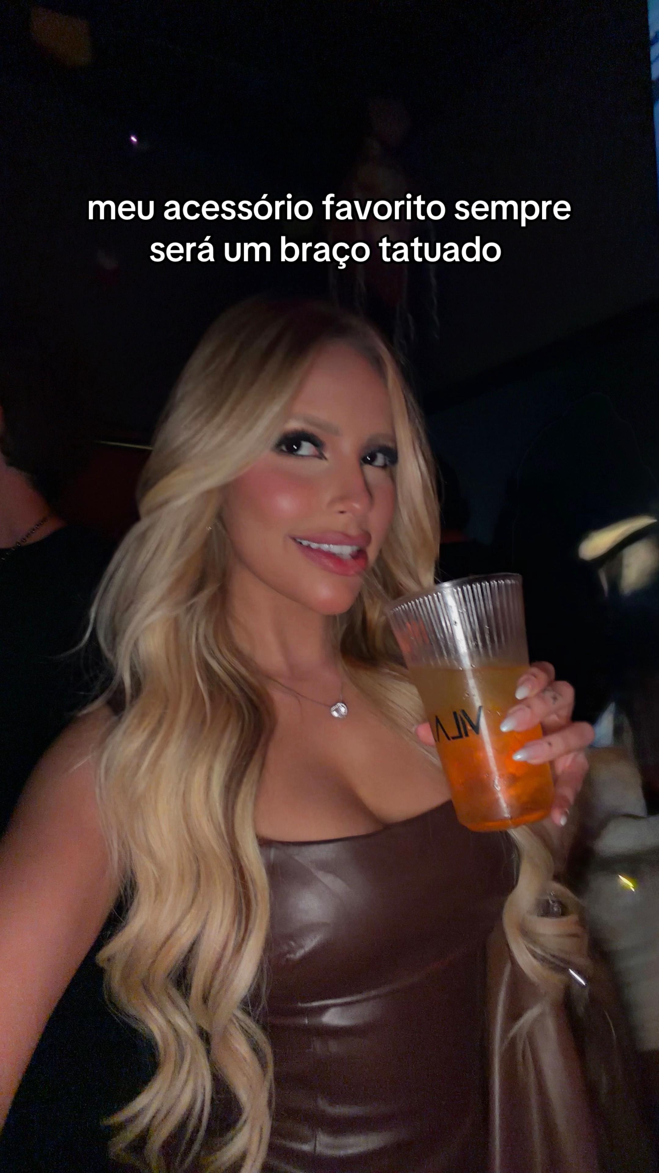 @nicolly ★