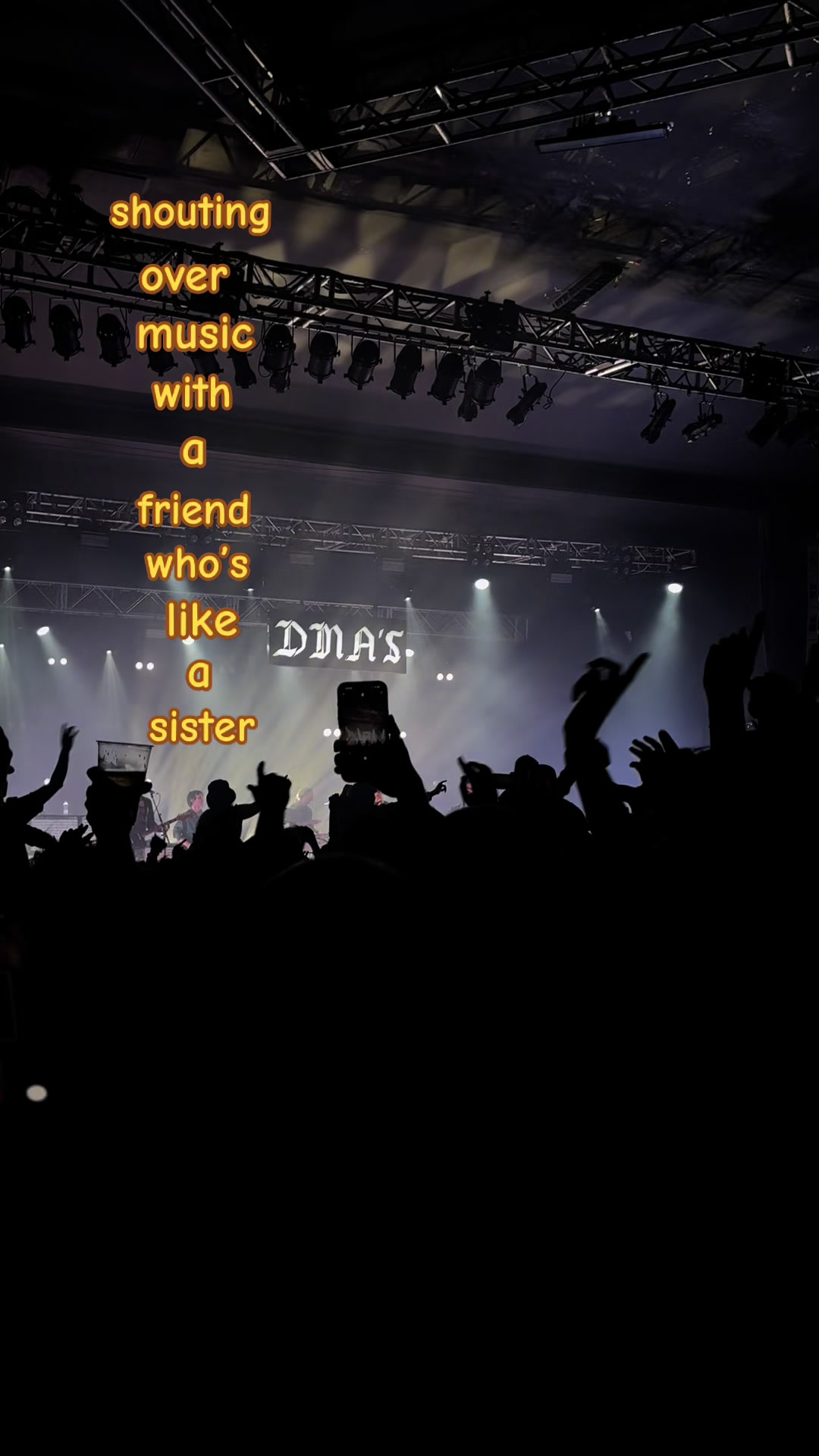 @𝐩𝐨𝐩𝐬🎸