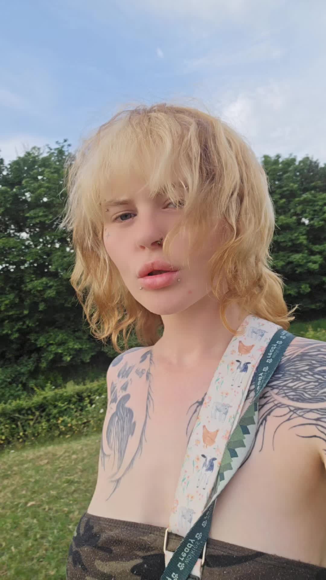 @prettyhotdogs