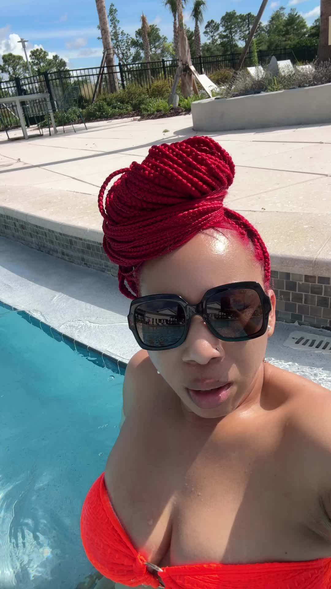 @JamaicanQueen🇯🇲