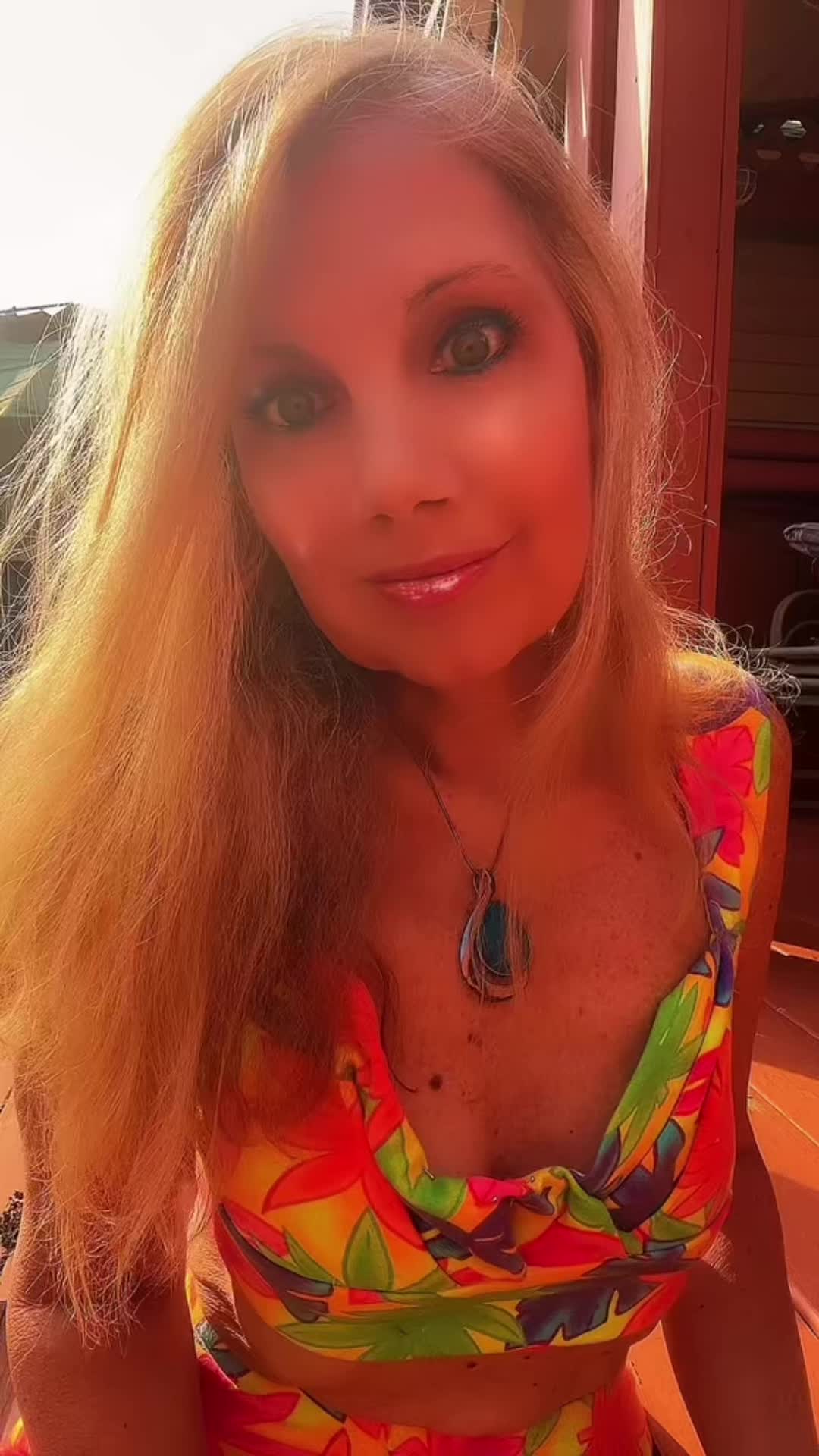 @Lori (Pixie) 🧚&zwj;♀️