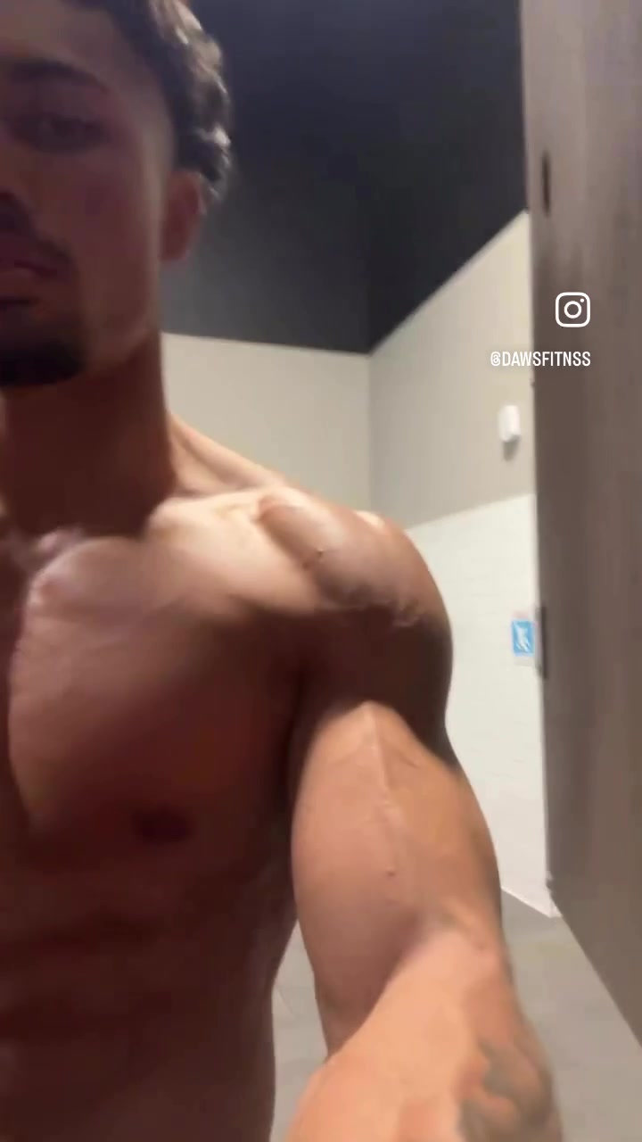 @GayMomentsTiktok