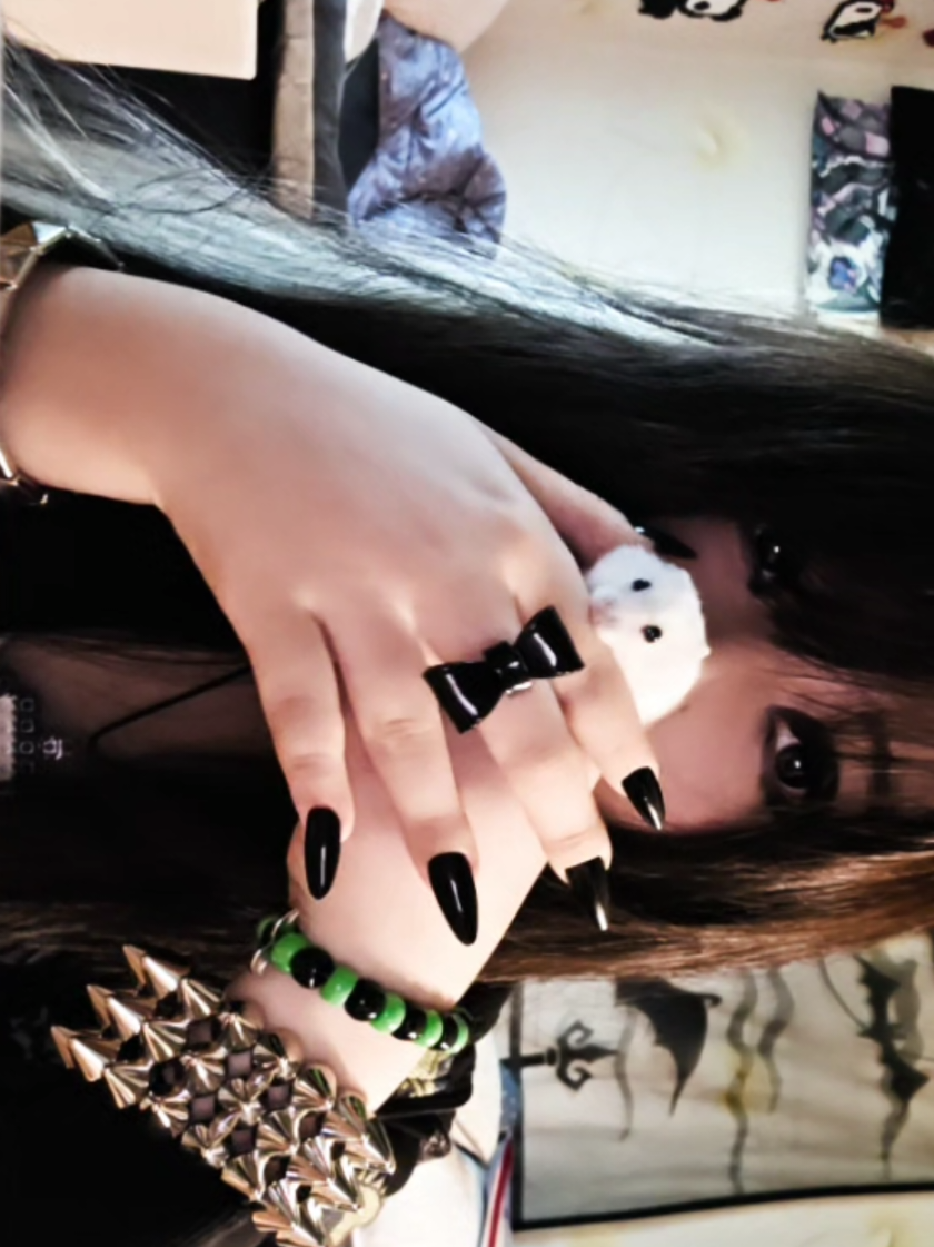 @LEEKALELIX♪