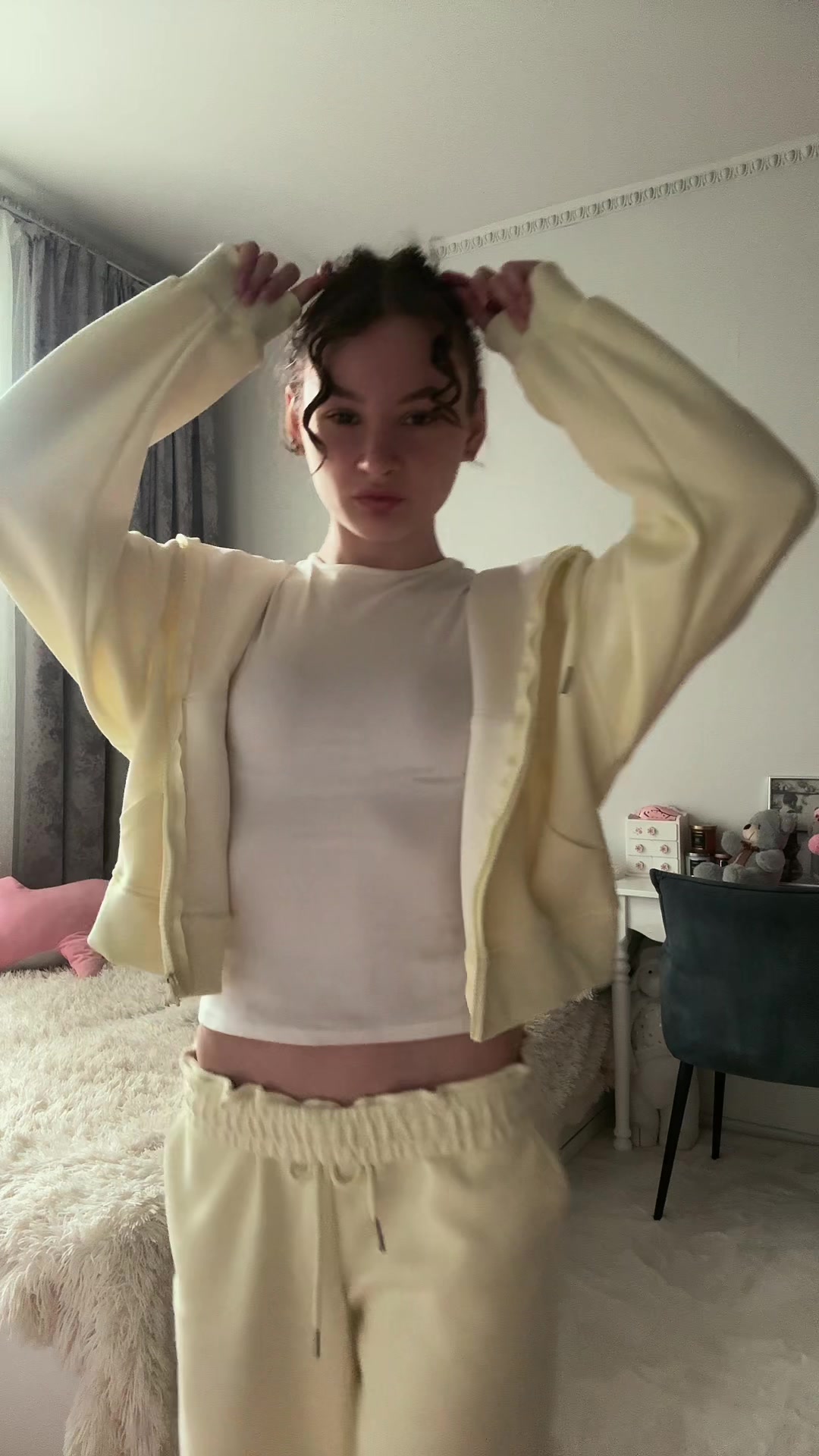 @𝑀𝒾𝓈𝓈 𝒮𝑜𝒻𝒾𝒶