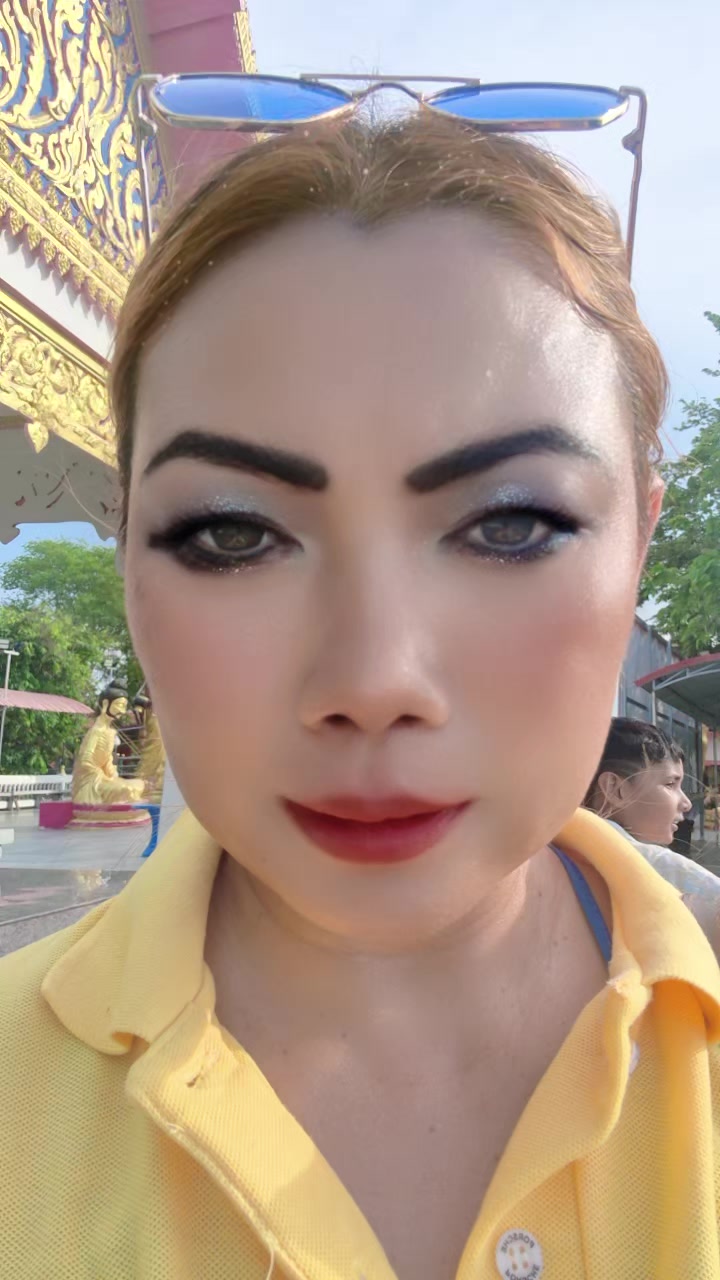 @Ms ARELIZABETH RICHY GRUADNOK