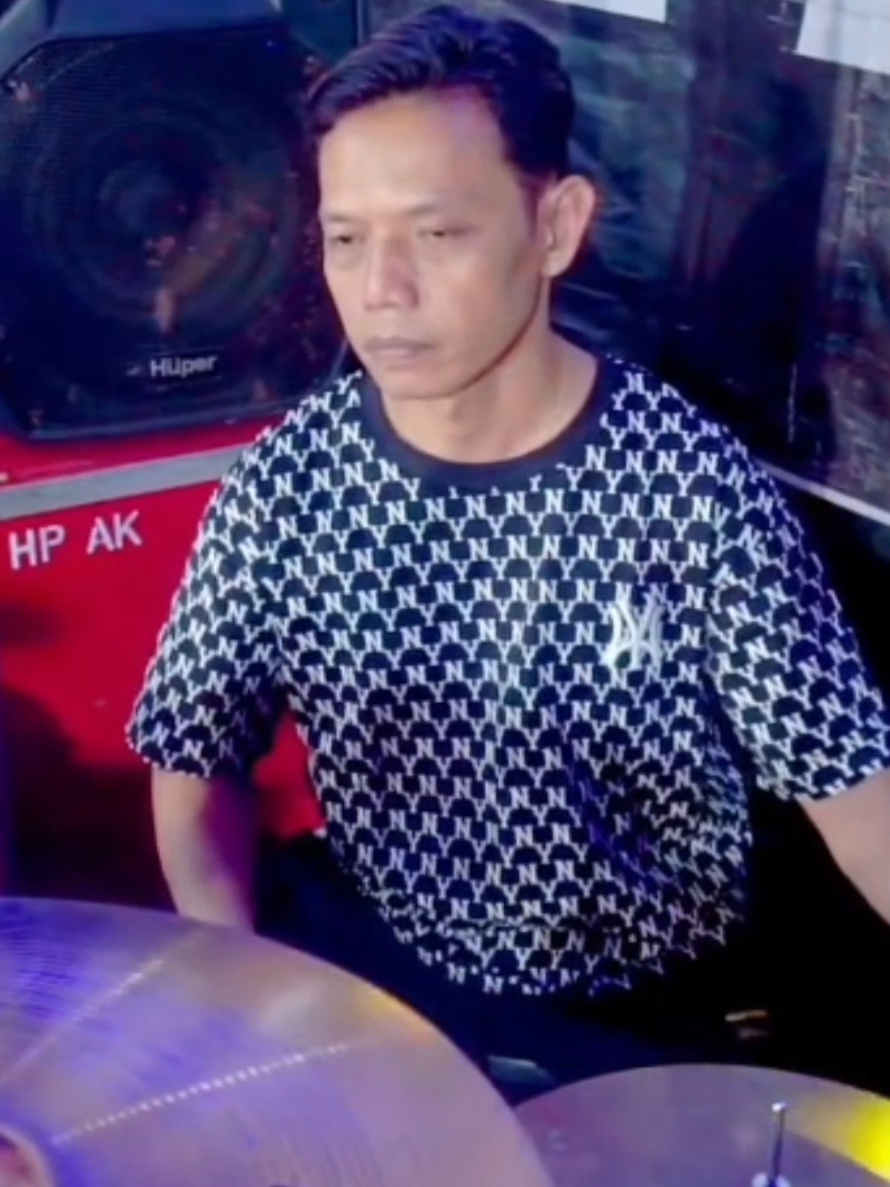 @𝙯𝙚𝙪𝙯 𝙢𝙪𝙨𝙞𝙠