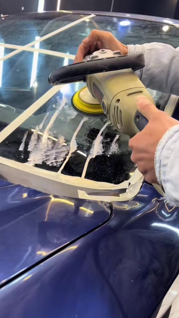 @OF DETAILING Oussama