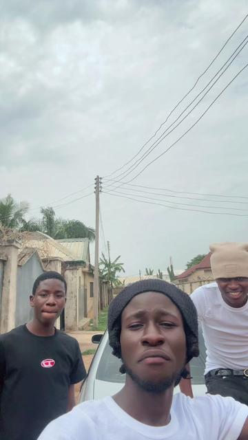 @AREMULEKKI🎧👻🤡