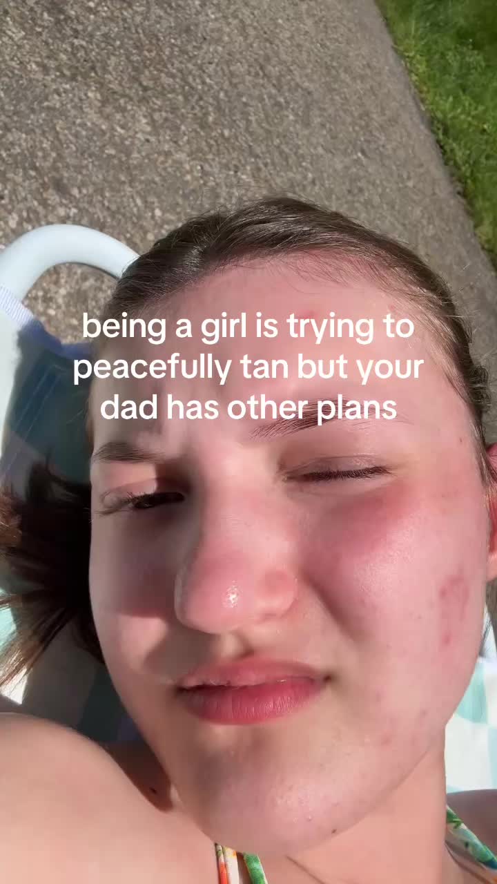 @itsjustcarriee