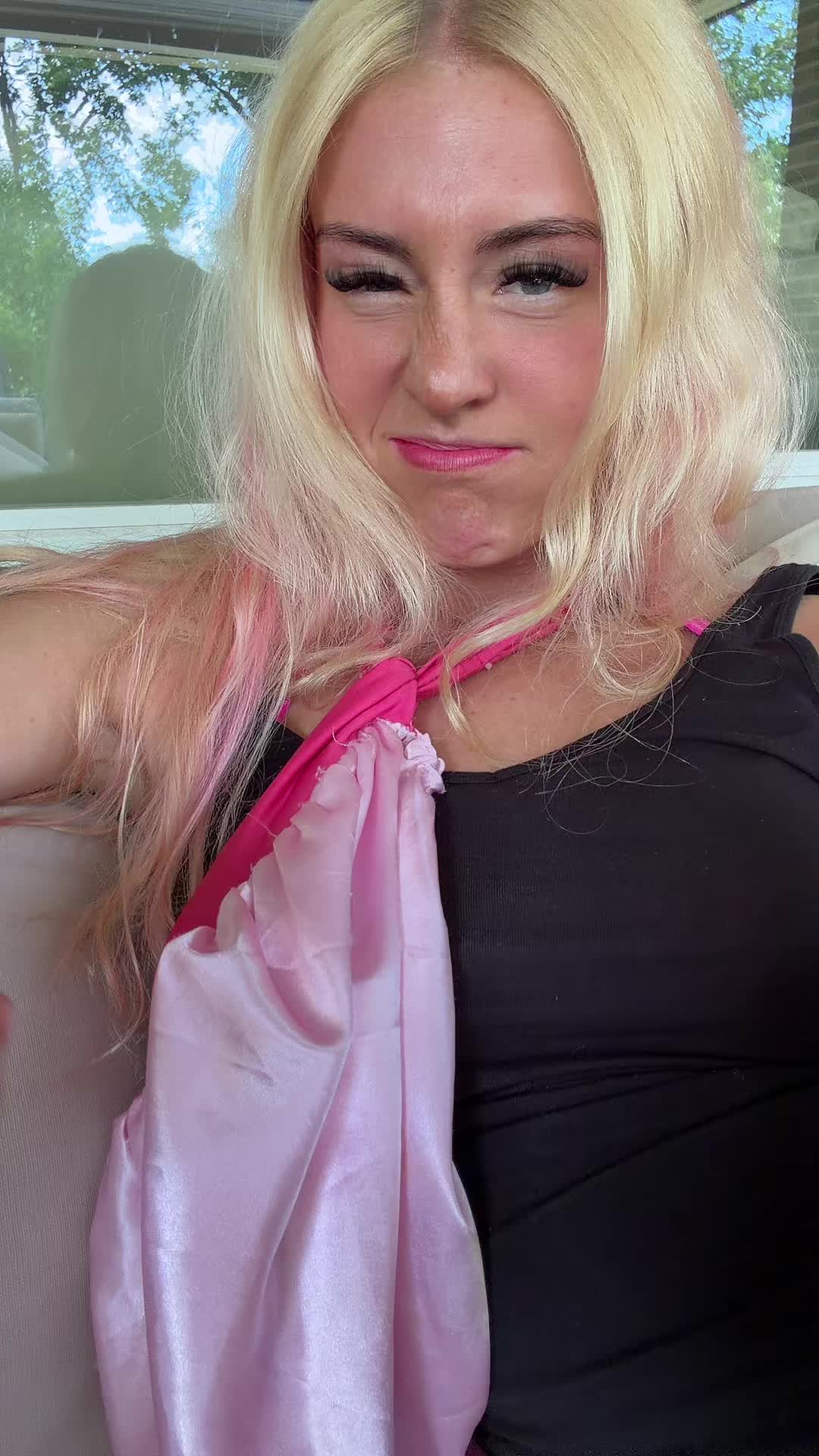 @Liv