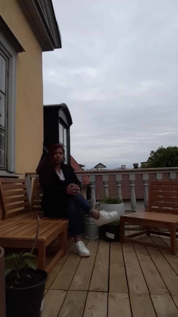 @yesmina