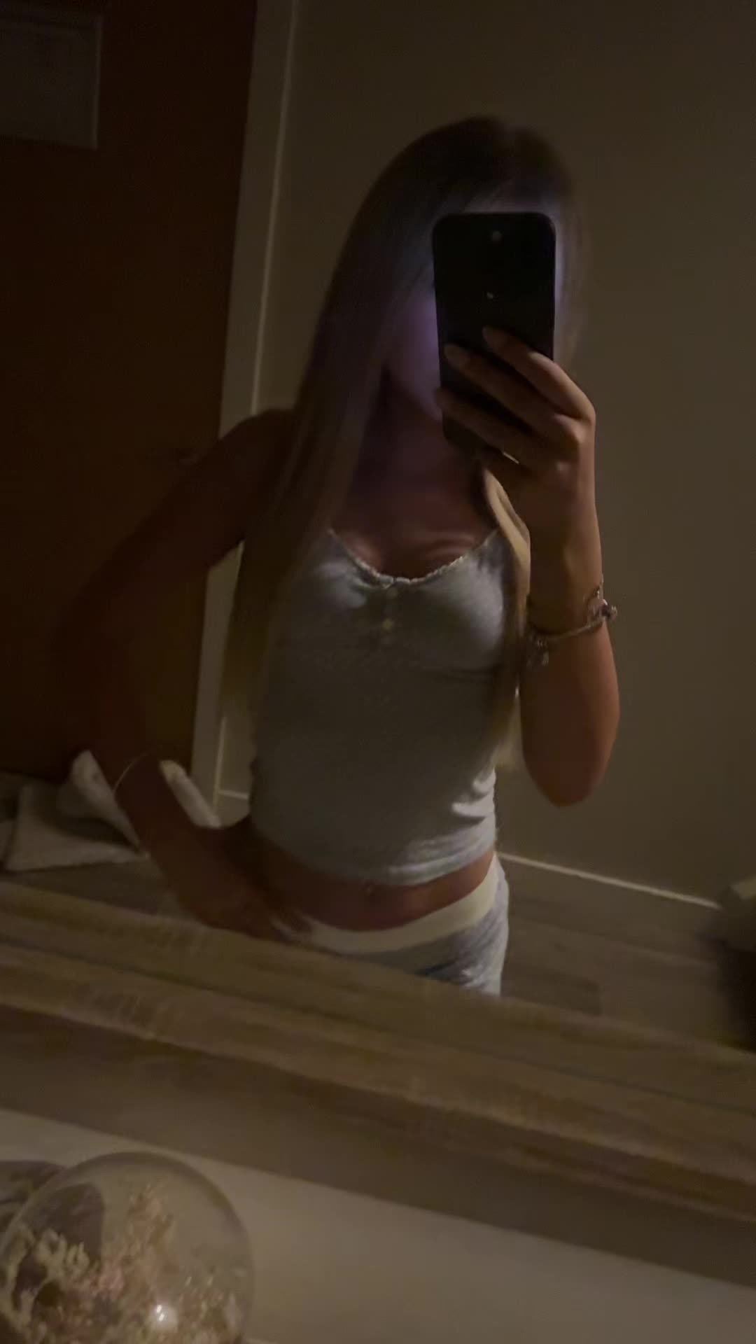 @lillysuelaceyx