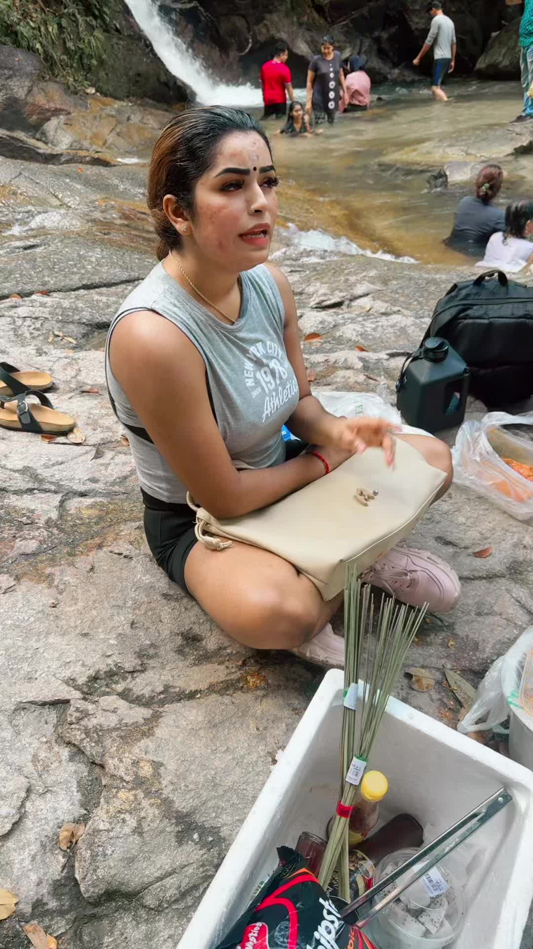 @iam.dhivya