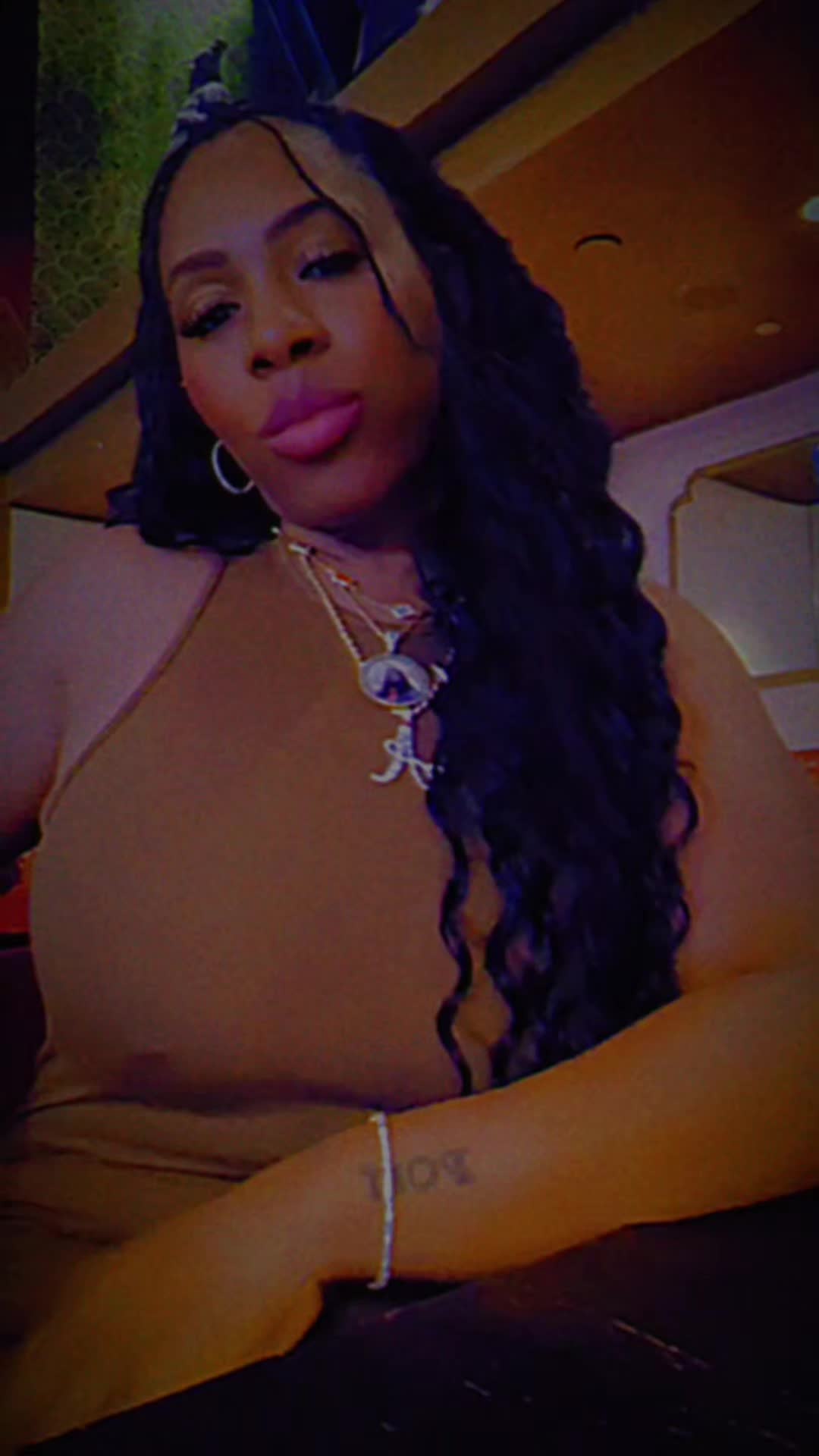 @Angel_A_Walking_Blessing