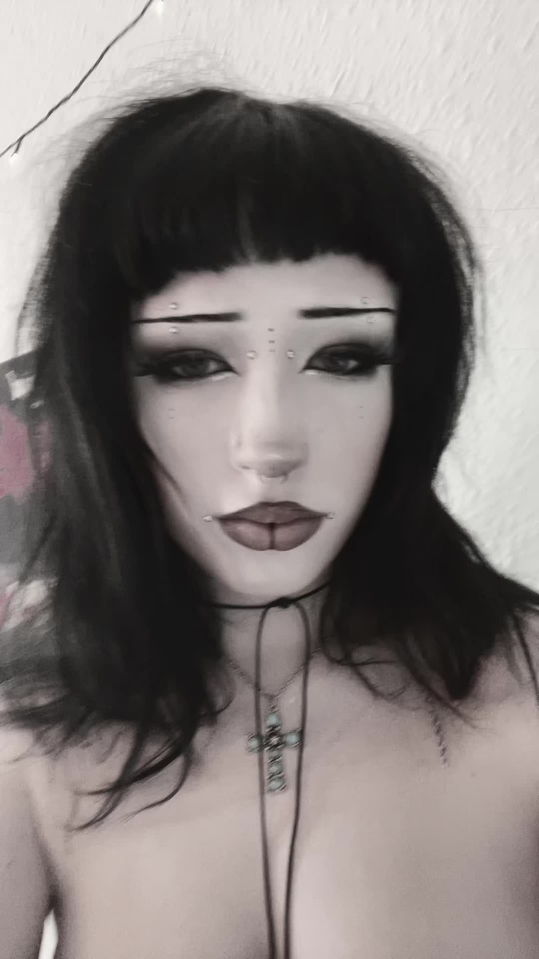 @ilovetealgreen