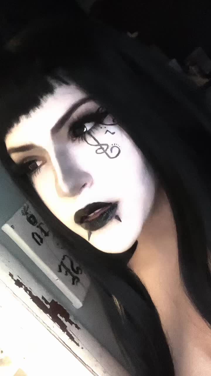 @J🪓