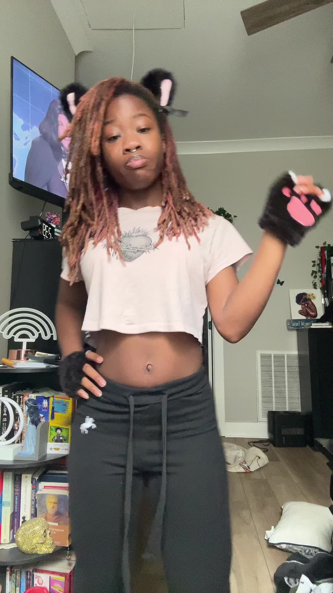 @🪷