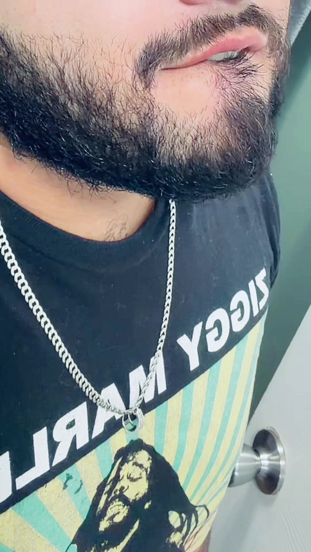 @Bebesito1212