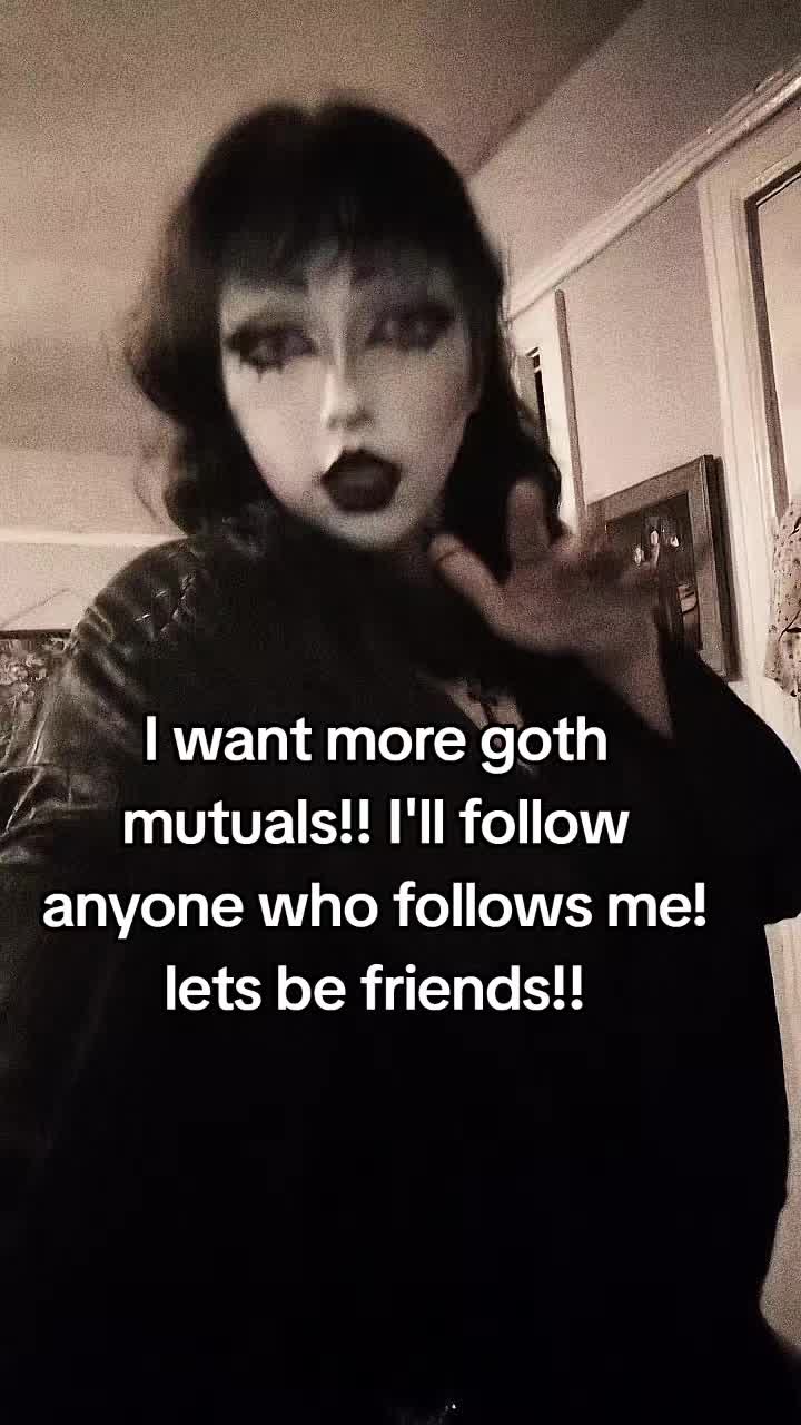 @Blondie