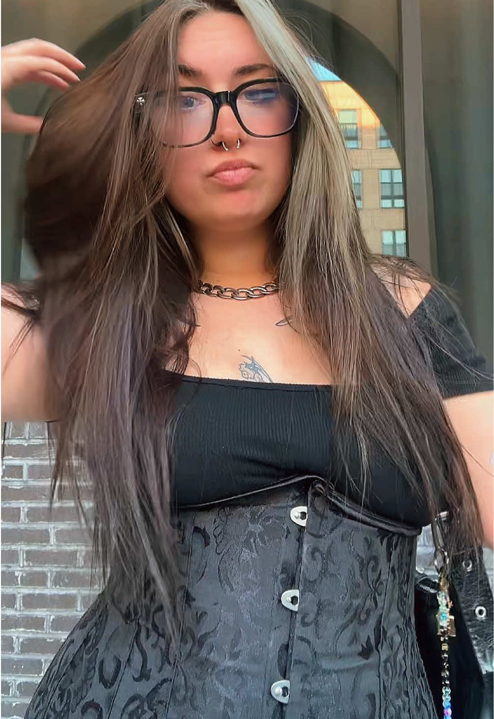 @Emileejo_