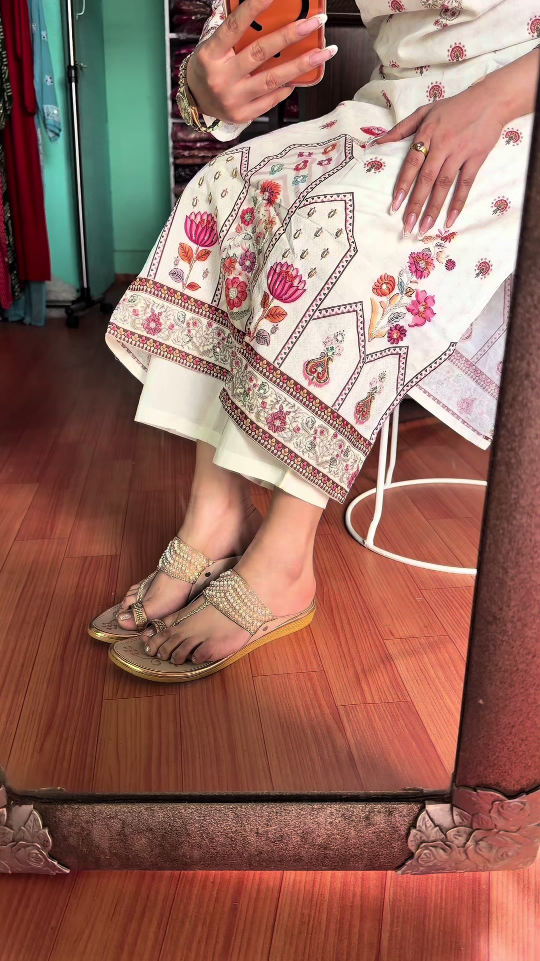 @AashmaCollection123