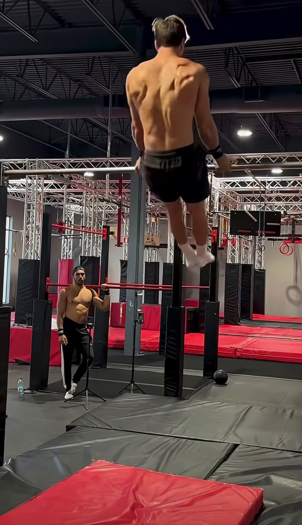 @Freestyle Calisthenics ✪